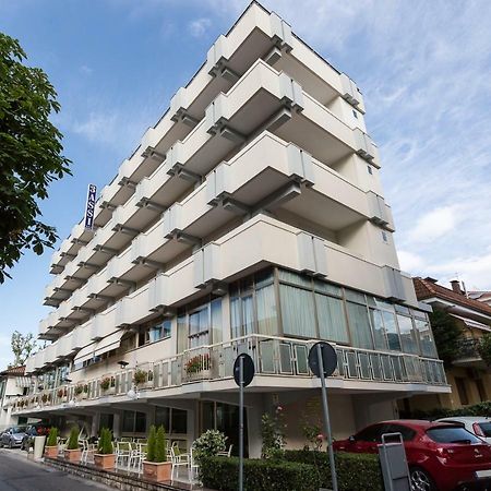 Hotel Tre Assi Rímini Exterior foto