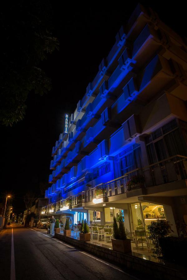 Hotel Tre Assi Rímini Exterior foto